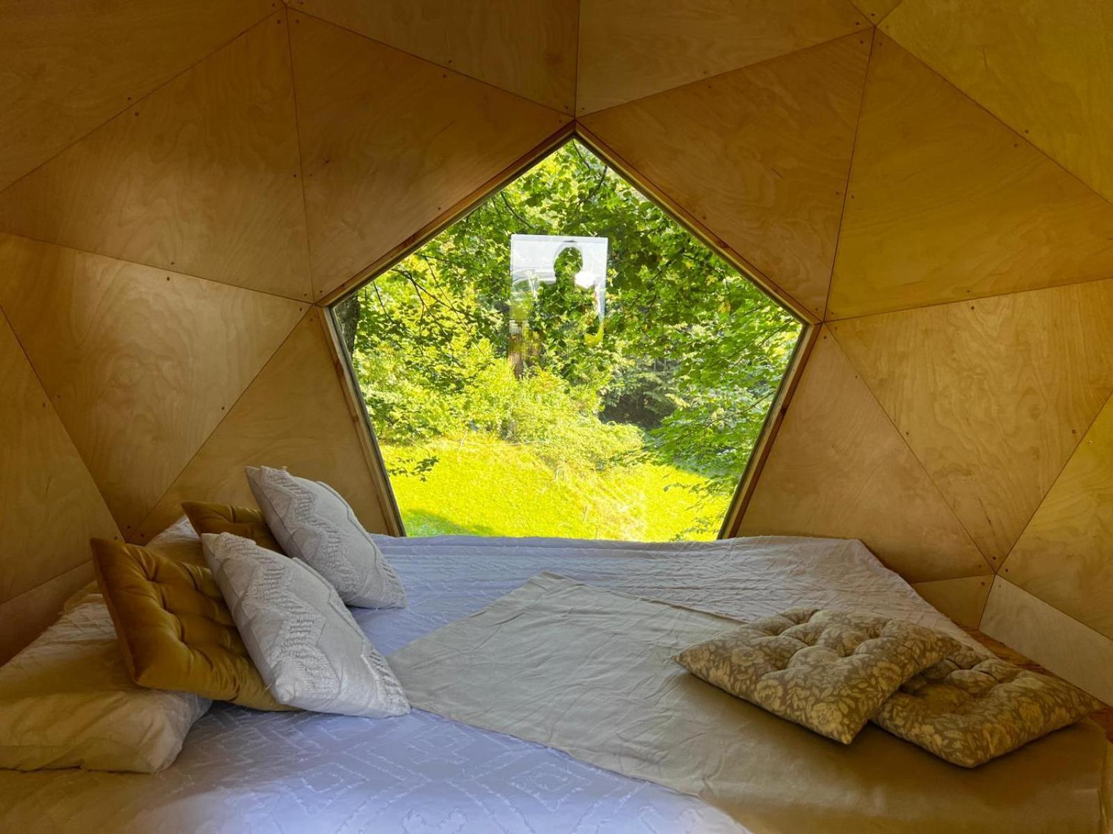 T'Glamp Bee House Hotel Rovte Екстериор снимка